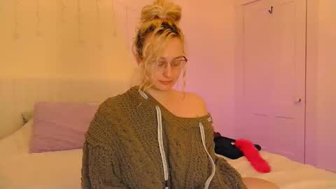 Snapshot of switchykitty chatting on 03-02-26, 04:47 ashley blayde online show from 03-02-26, 04:47