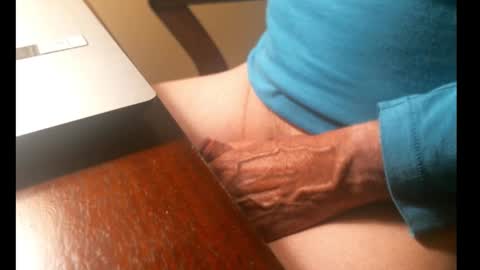 Snapshot of swizzle__stick chatting on 11-15-25, 10:45 will jeffers online show from 11-15-25, 10:45