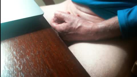 Snapshot of swizzle__stick chatting on 01-08-26, 10:28 will jeffers online show from 01-08-26, 10:28