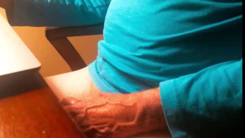 Snapshot of swizzle__stick chatting on 01-17-26, 10:42 will jeffers online show from 01-17-26, 10:42