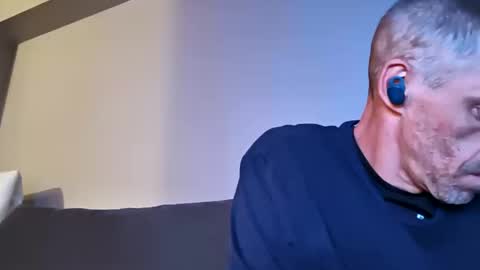 Snapshot of swontguy2025 chatting on 10-10-25, 05:39 swontguy2025 online show from 10-10-25, 05:39