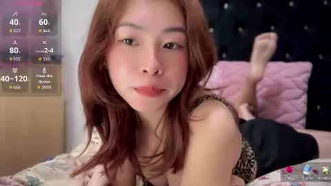 Snapshot of swt_asianholly chatting on 05-19-26, 12:27 Holly online show from 05-19-26, 12:27