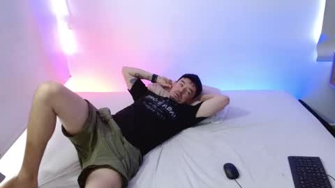 Snapshot of swweet777 chatting on 10-10-25, 08:52 swweet777 online show from 10-10-25, 08:52