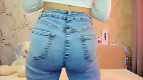 Ana online show from 03-06-25, 03:46