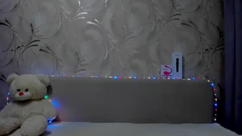 Ana online show from 03-08-25, 01:28