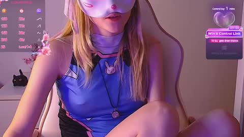 Milena online show from 02-28-25, 02:20