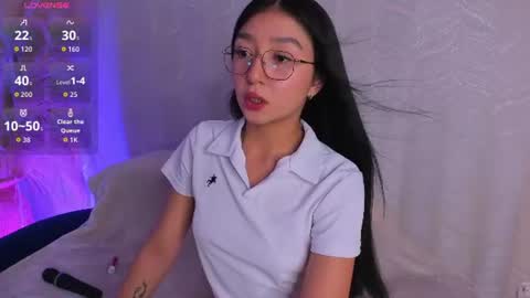 Snapshot of sydney_miller_ chatting on 07-11-26, 12:13 Sydney online show from 07-11-26, 12:13
