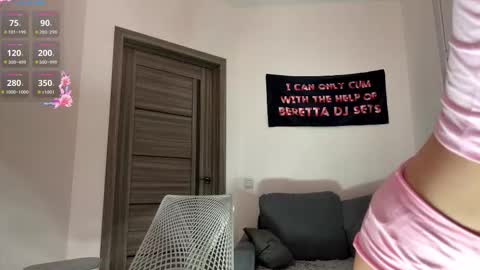 Mona online show from 03-03-26, 05:08