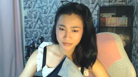 Snapshot of sydnyxox1 chatting on 07-20-26, 08:00 sydnyxox1 online show from 07-20-26, 08:00
