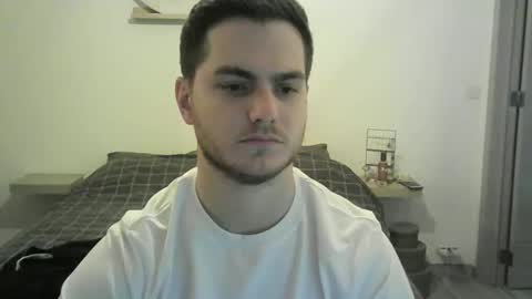 Snapshot of syl092 chatting on 12-03-24, 06:17 syl092 online show from 12-03-24, 06:17