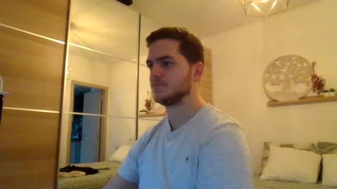 Snapshot of syl092 chatting on 12-09-24, 08:11 syl092 online show from 12-09-24, 08:11