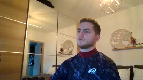 Snapshot of syl092 chatting on 01-03-25, 03:44 syl092 online show from 01-03-25, 03:44