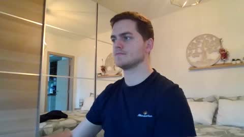 Snapshot of syl092 chatting on 01-27-25, 09:55 syl092 online show from 01-27-25, 09:55