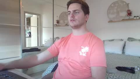 Snapshot of syl092 chatting on 03-02-25, 02:32 syl092 online show from 03-02-25, 02:32