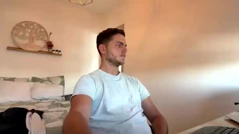 Snapshot of syl092 chatting on 03-05-26, 12:56 syl092 online show from 03-05-26, 12:56