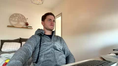 Snapshot of syl092 chatting on 03-26-26, 02:00 syl092 online show from 03-26-26, 02:00