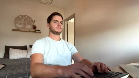 Snapshot of syl092 chatting on 03-28-26, 01:22 syl092 online show from 03-28-26, 01:22