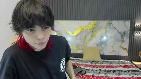 Snapshot of sylasfrost chatting on 12-19-25, 07:54 sylasfrost online show from 12-19-25, 07:54