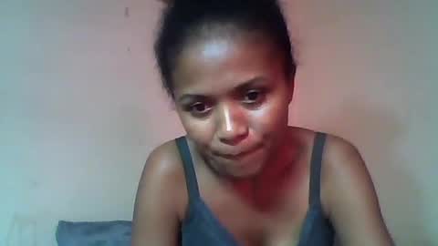 Snapshot of sylvaniah01 chatting on 05-19-26, 05:58 sylvaniah01 online show from 05-19-26, 05:58