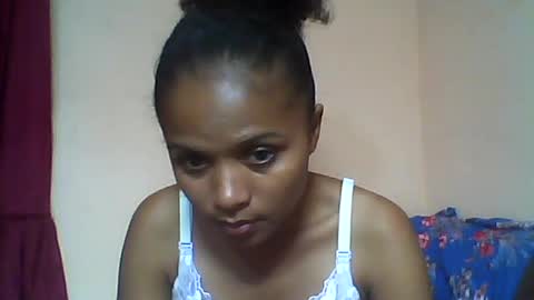 Snapshot of sylvaniah01 chatting on 05-21-26, 07:15 sylvaniah01 online show from 05-21-26, 07:15