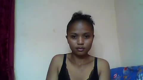 Snapshot of sylvaniah01 chatting on 05-22-26, 07:37 sylvaniah01 online show from 05-22-26, 07:37
