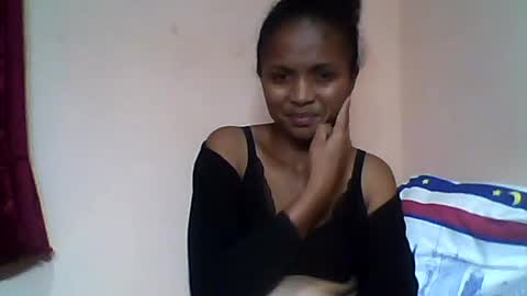 Snapshot of sylvaniah01 chatting on 05-22-26, 07:41 sylvaniah01 online show from 05-22-26, 07:41