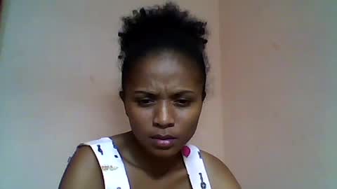 Snapshot of sylvaniah01 chatting on 05-27-26, 03:09 sylvaniah01 online show from 05-27-26, 03:09