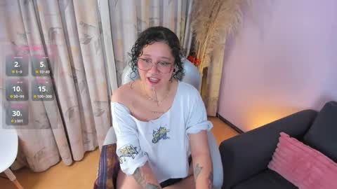 Snapshot of sylvara_bx chatting on 05-11-26, 11:49 online show from 05-11-26, 11:49