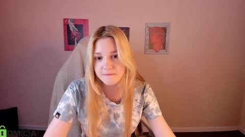 Snapshot of sylvia_ortiz chatting on 10-02-25, 08:10 Sylvia online show from 10-02-25, 08:10