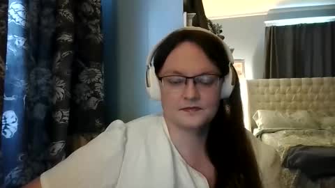 sylviexxxfun online show from 06-01-26, 05:14