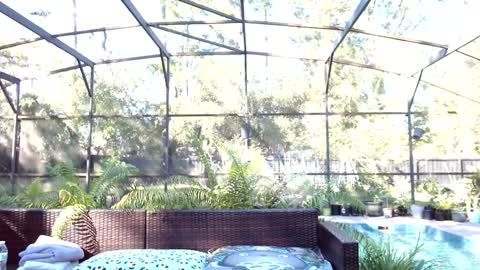 Jennah online show from 10-22-25, 07:46