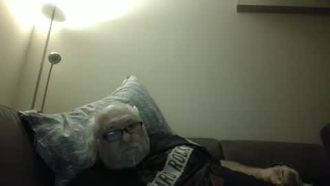 synek65 online show from 12-24-24, 05:05