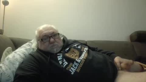 synek65 online show from 01-01-25, 08:26