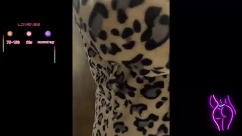 Snapshot of synfulsymone9 chatting on 02-09-26, 05:33 syn online show from 02-09-26, 05:33