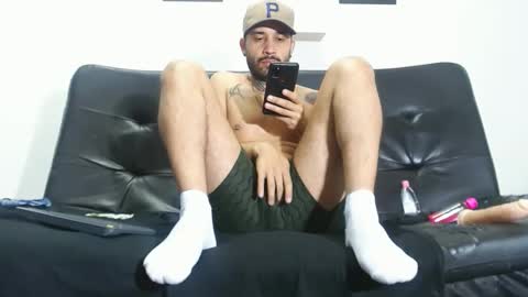 Snapshot of syylar_ chatting on 12-18-25, 02:23 syylar_ online show from 12-18-25, 02:23