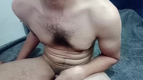 Snapshot of t0ny_cawk chatting on 01-03-25, 10:31 t0ny_cawk online show from 01-03-25, 10:31