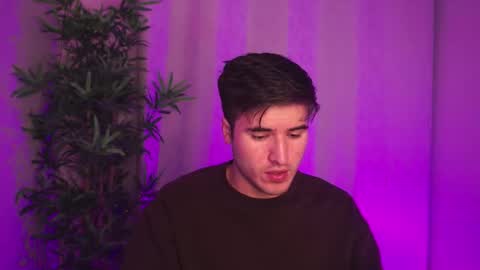 t0ny_wylie online show from 11-11-25, 09:20