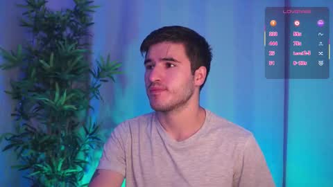 Snapshot of t0ny_wylie chatting on 11-17-25, 10:10 t0ny_wylie online show from 11-17-25, 10:10