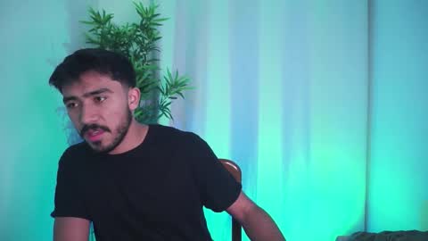 Snapshot of t0ny_wylie chatting on 11-22-25, 11:31 t0ny_wylie online show from 11-22-25, 11:31