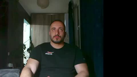 Snapshot of t_huracane chatting on 05-18-26, 05:41 Huracane online show from 05-18-26, 05:41