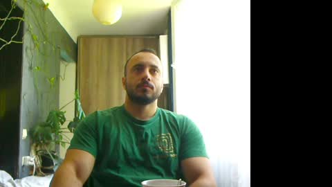 Snapshot of t_huracane chatting on 05-27-26, 06:54 Huracane online show from 05-27-26, 06:54