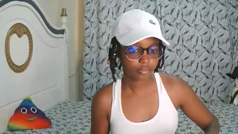 Snapshot of t_okyo chatting on 01-11-26, 08:19 TOKYO online show from 01-11-26, 08:19