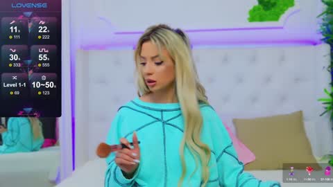 Snapshot of taahiraarabian chatting on 01-17-25, 01:46 Arianna online show from 01-17-25, 01:46