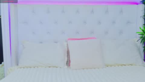 Snapshot of taahiraarabian chatting on 01-27-25, 01:09 Arianna online show from 01-27-25, 01:09