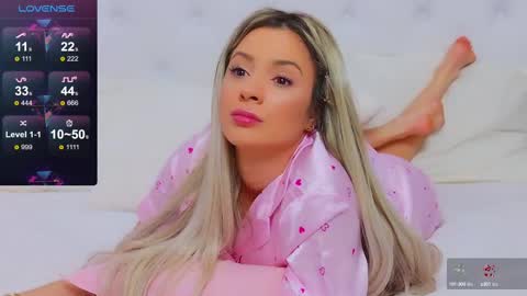 Snapshot of taahiraarabian chatting on 02-12-25, 04:33 Arianna online show from 02-12-25, 04:33