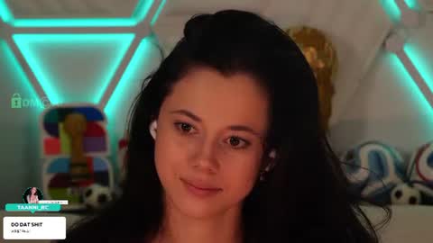 Snapshot of taanni_bc chatting on 07-14-26, 02:05 TAANNI online show from 07-14-26, 02:05