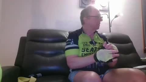 tacrunner66_ online show from 03-11-25, 01:56