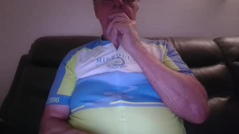 tacrunner66_ online show from 04-22-26, 02:18