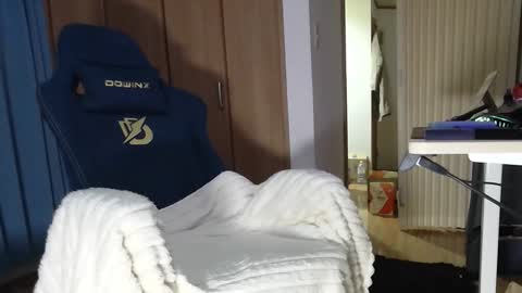 Snapshot of tai2274 chatting on 02-02-26, 01:04 tai online show from 02-02-26, 01:04