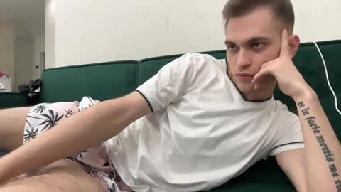 Alex online show from 04-21-26, 06:41